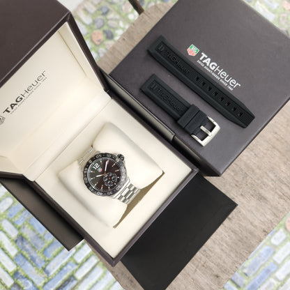 Tag Heuer F1 Grande Date Black Dial 42mm