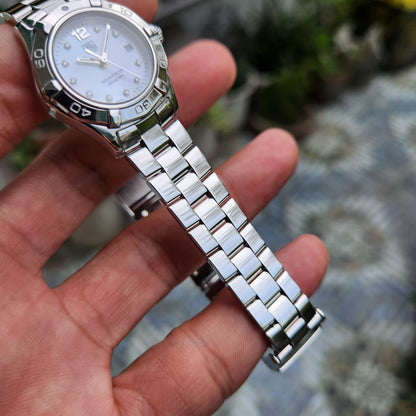 Tag Heuer Ladies Aquaracer White Mother of Pearl Dial with Diamonds 27mm&nbsp;