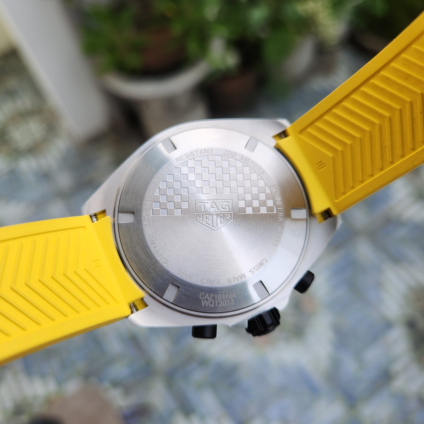 Tag Heuer F1 Chronograph Yellow Dial 43mm - Complete Set
