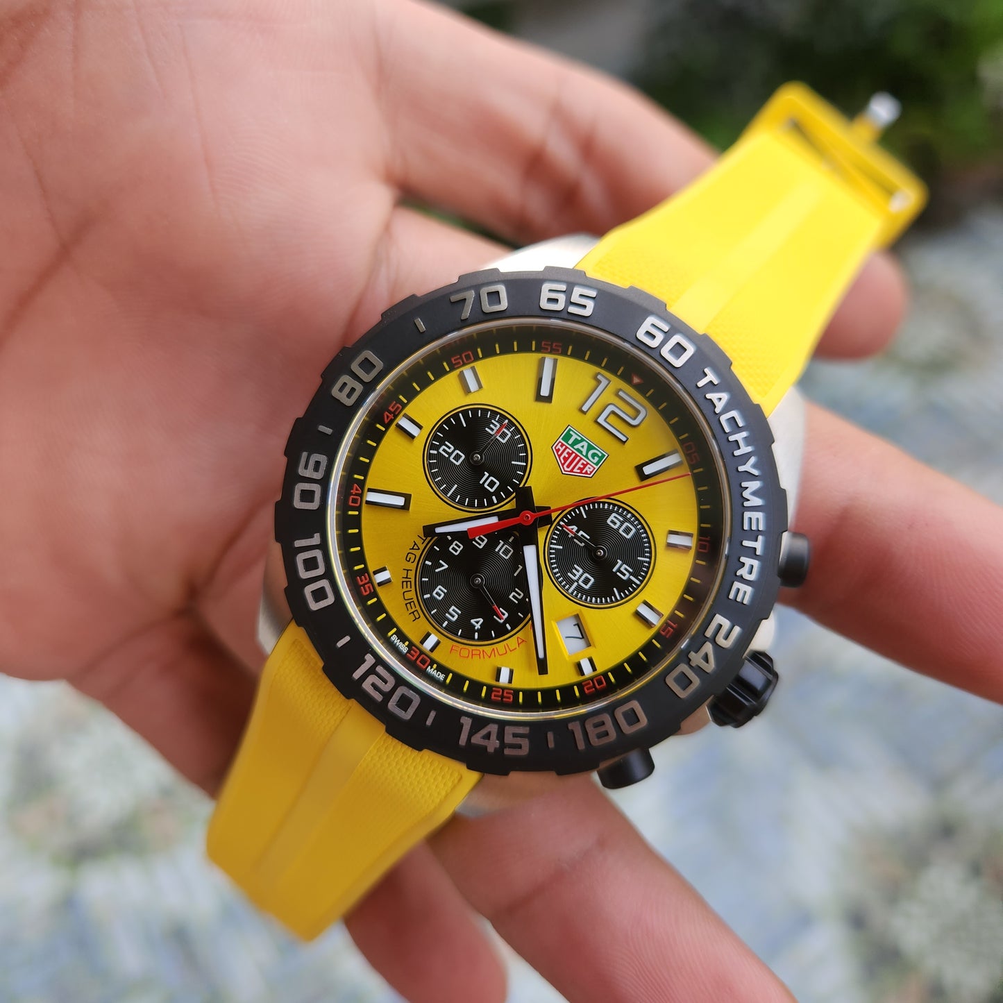 Tag Heuer F1 Chronograph Yellow Dial 43mm - Complete Set