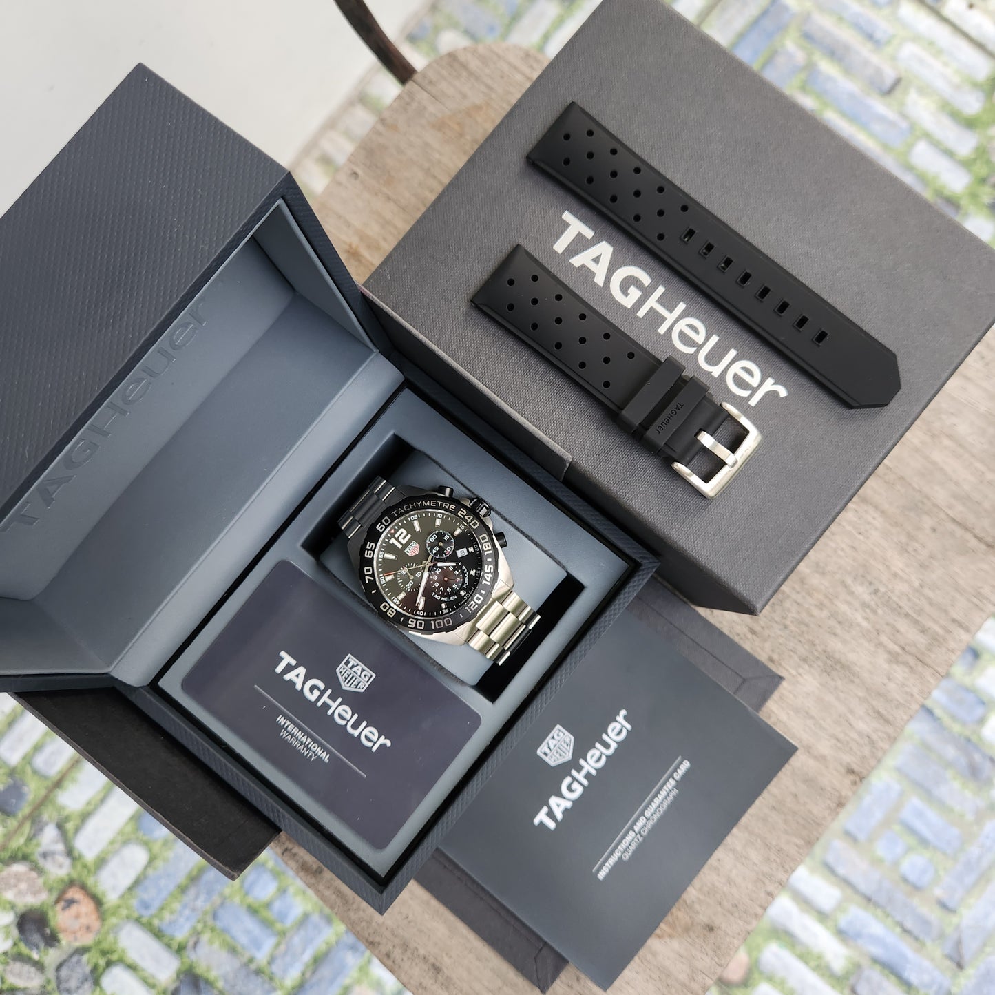 Tag Heuer F1 Chronograph Black Dial 43mm - Complete Set