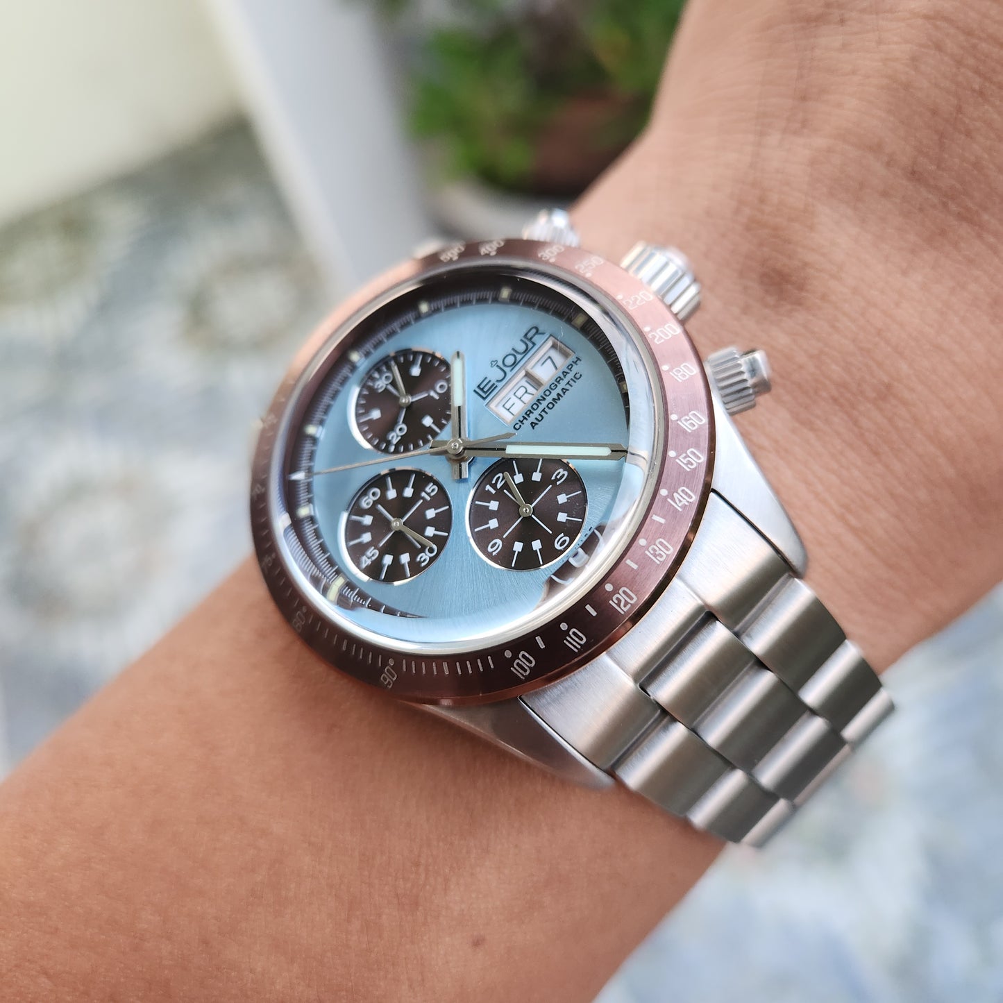Le Jour Le Mans Chronograph Swiss Automatic in Blue Dial with Brown Bezel and Sub Dials 42mm
