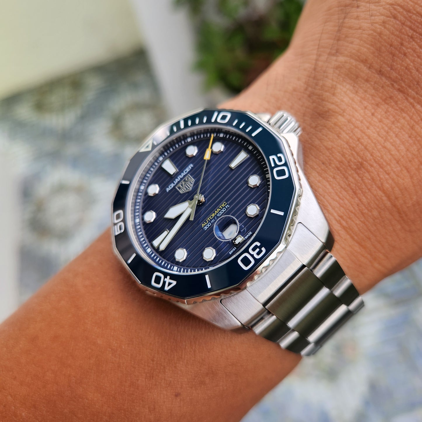 Tag Heuer Aquaracer Professional 300 Calibre 5 Ceramic Bezel in Blue Dial 43mm - Complete Set
