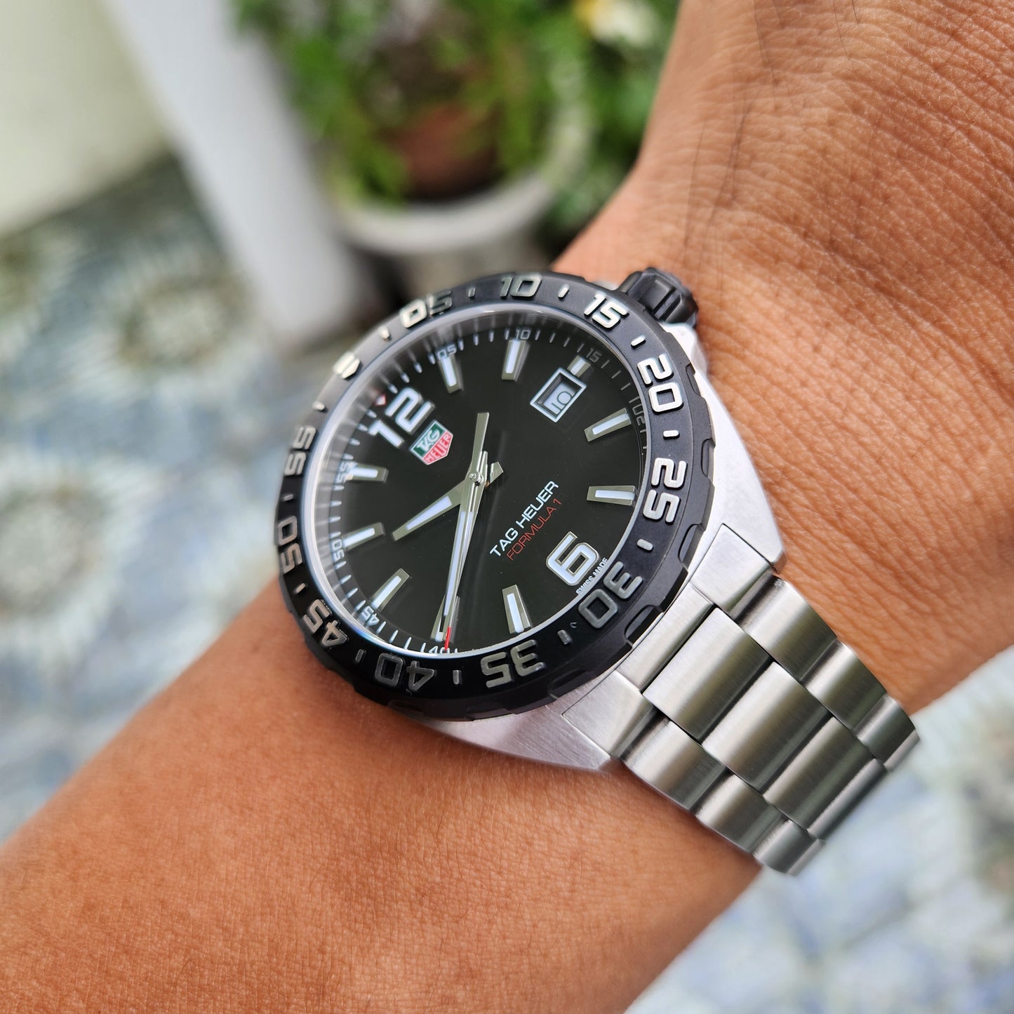 Tag Heuer Formula 1 Date in Black Dial 41mm - Complete Set