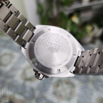 Tag Heuer F1 Steel Bezel in Black Dial 41mm