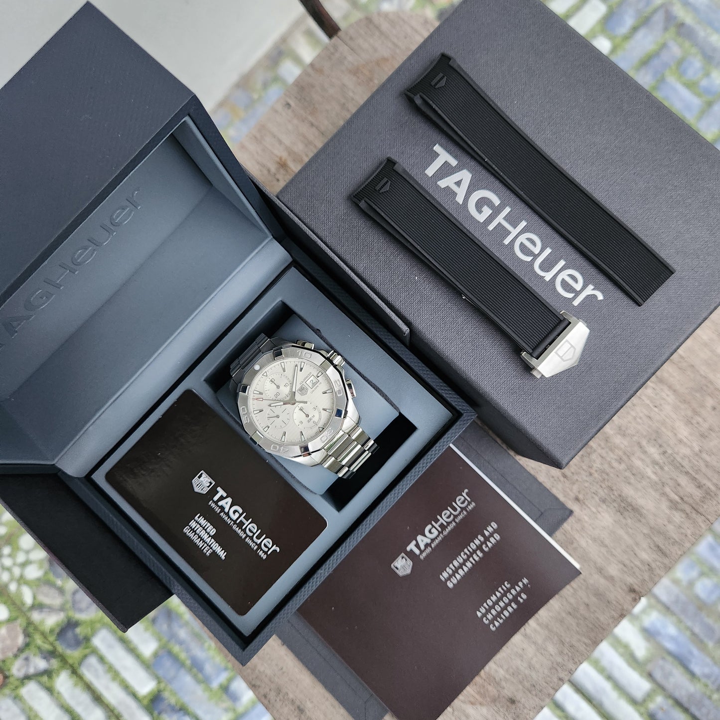 Tag Heuer Aquaracer Chronograph Calibre 16 in White Dial 43mm - Complete Set
