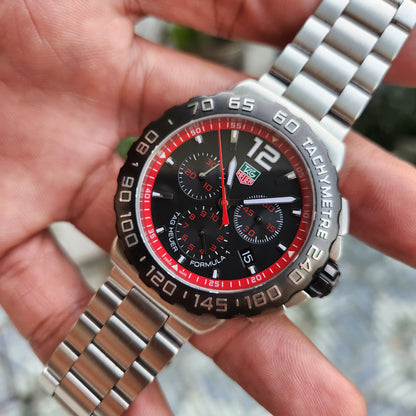Tag Heuer F1 Chronograph Red Accents in Black Dial 42mm
