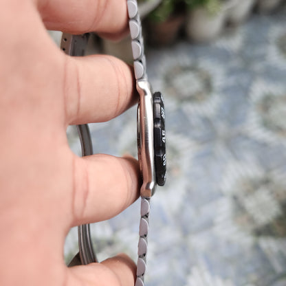 Tag Heuer F1 Classic Midsize Black Bezel in Full Lume Dial 34mm