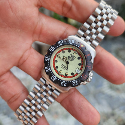 Tag Heuer F1 Classic Midsize Black Bezel in Full Lume Dial 34mm
