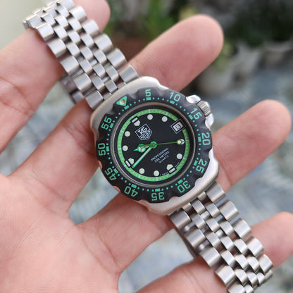Tag Heuer F1 Classic Midsize Green Accents in Black Dial 34mm