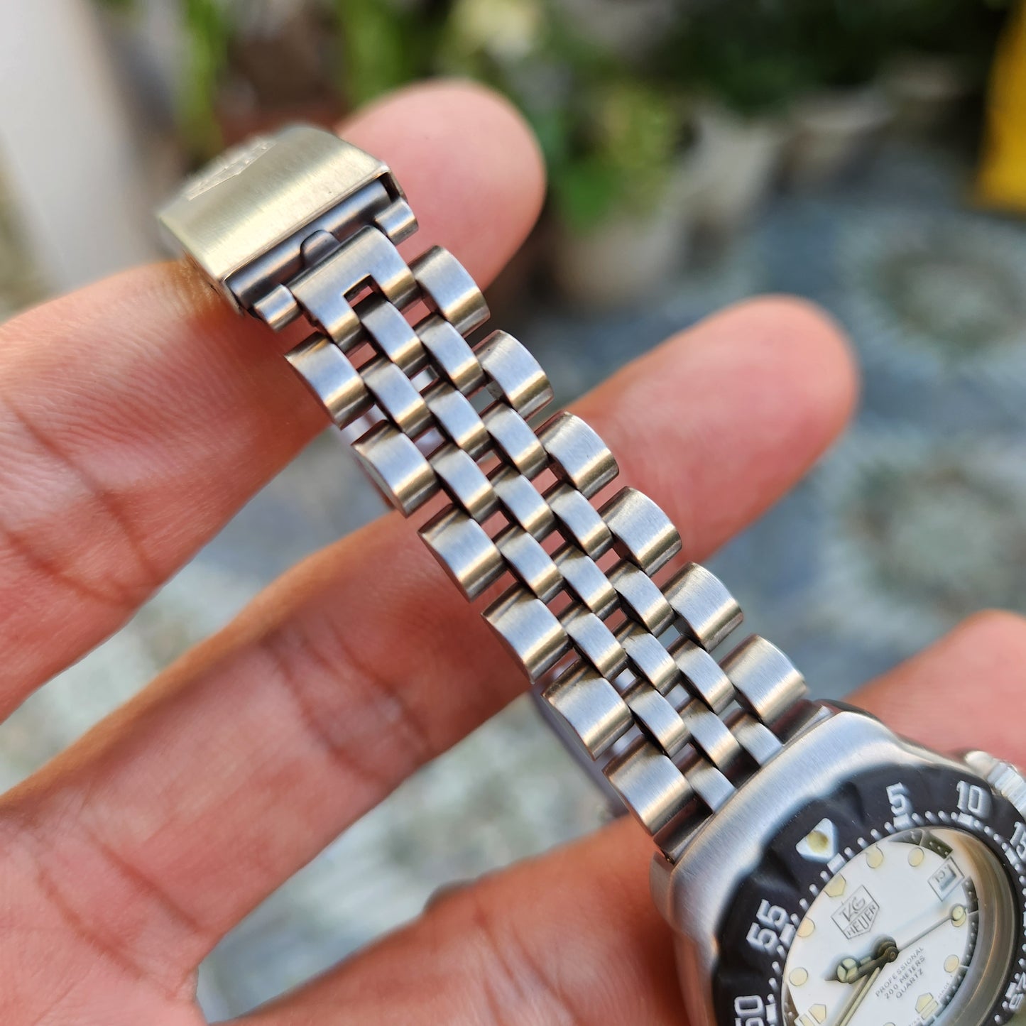 Tag Heuer F1 Classic Ladies in White Dial 28mm
