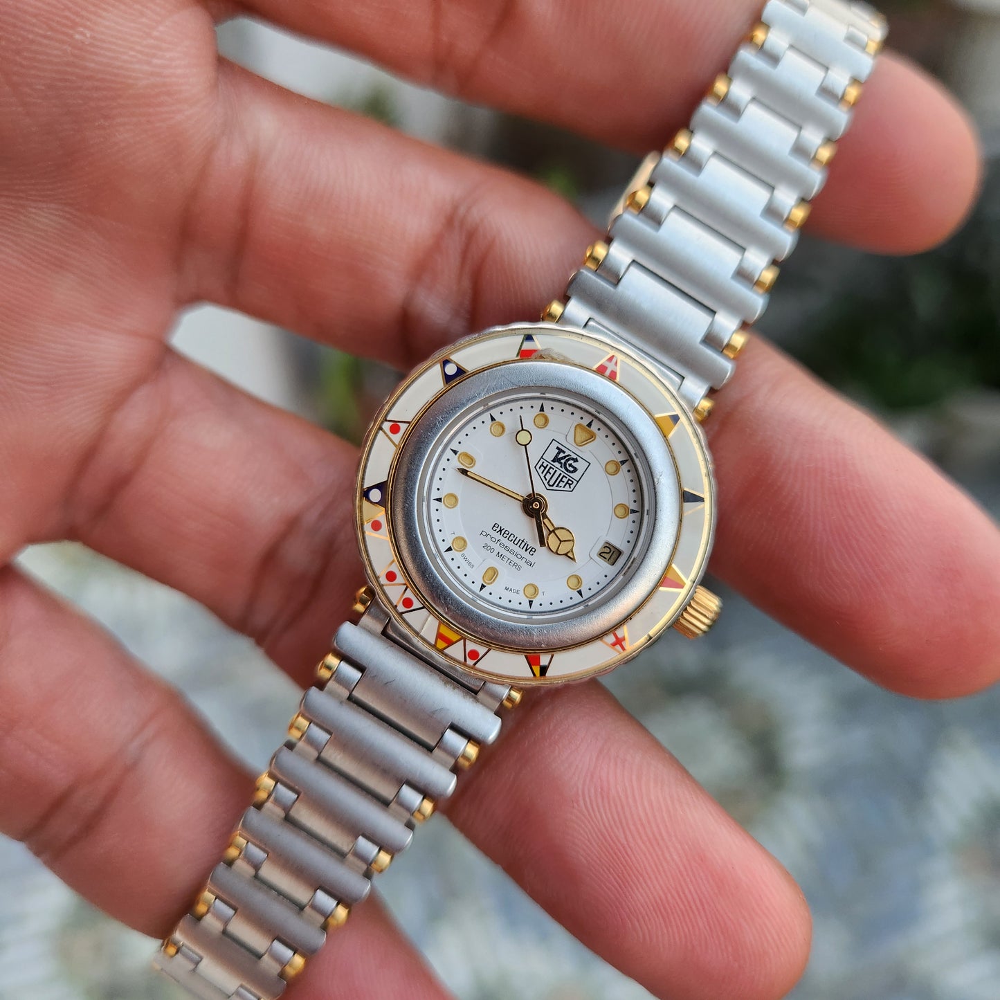 Tag Heuer Executive Professional Ladies Vintage with Nautical Flag Bezel in White Dial 28mm