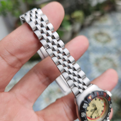 Tag Heuer Ladies F1 Classic Black Bezel in Full Lume Dial 28mm