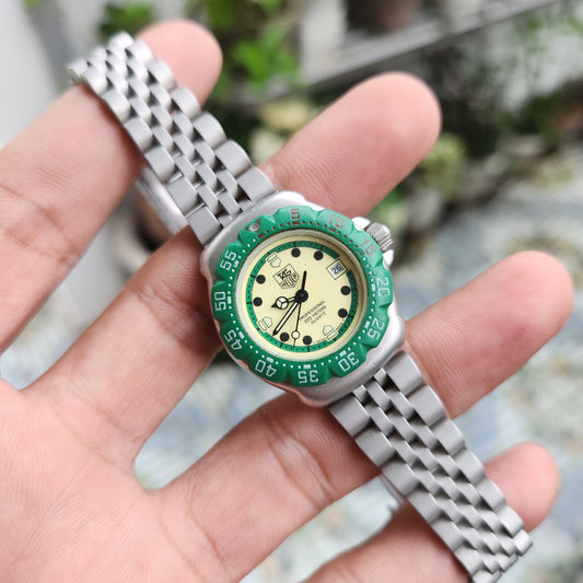 Tag Heuer Ladies F1 Classic Green Bezel in Full Lume Dial 28mm