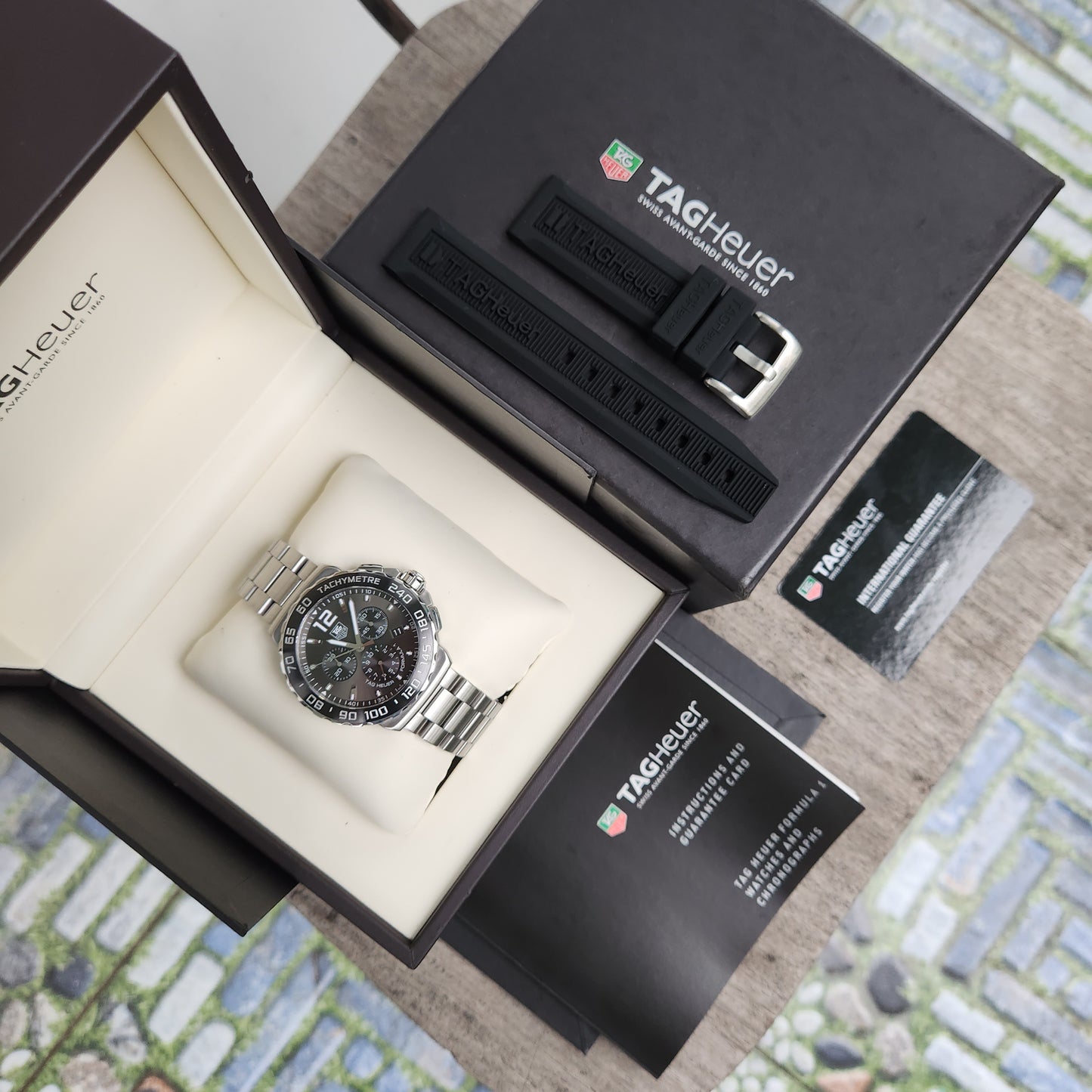 Tag Heuer F1 Chronograph Ceramic Bezel in Anthracite Grey Dial 42mm - Complete Set
