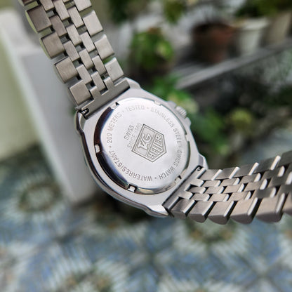 Tag Heuer F1 Classic Midsize Blue Bezel in White Dial 34mm