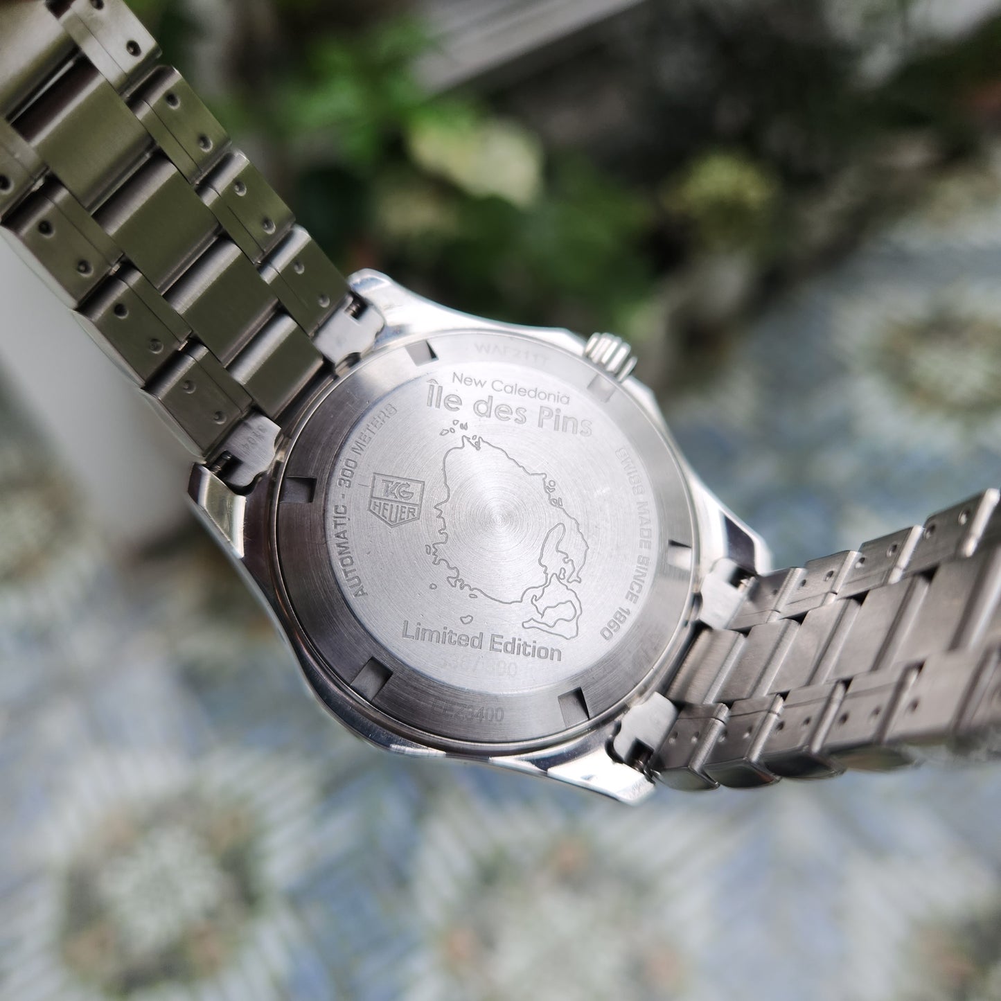 Tag Heuer Aquaracer Calibre 5 'Isle of Pines' Limited Edition in Blue Sunburst Dial 39mm