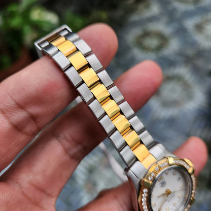 Tag Heuer Ladies Aquaracer Two-Tone 18k yellow gold Bezel in White Mother of Pearl Dial with Diamonds 27mm