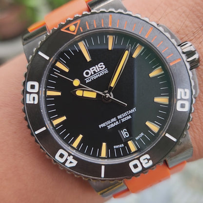 Oris Aquis Date Grey PVD case, Ceramic Bezel with Orange Accents in Black Dial 43mm