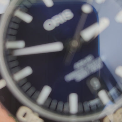 Oris Aquis Date Ceramic Bezel in Blue Dial 43.5mm - Complete Set