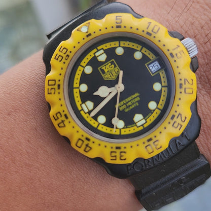 Tag Heuer F1 Classic Midsize Yellow Bezel in Black Dial